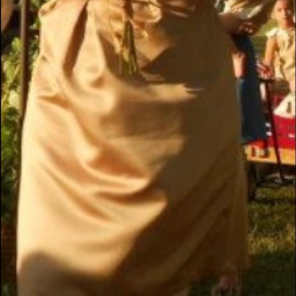 Champagne evening dress - Picture 7 of 7